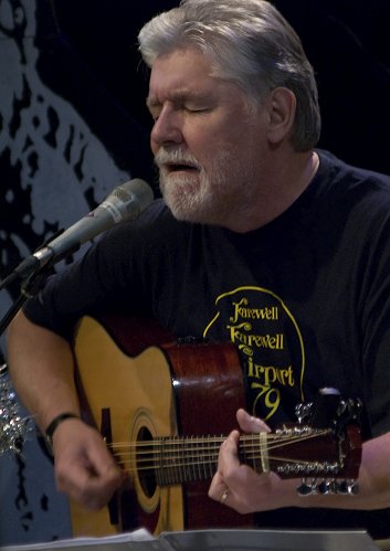 Simon Nicol 