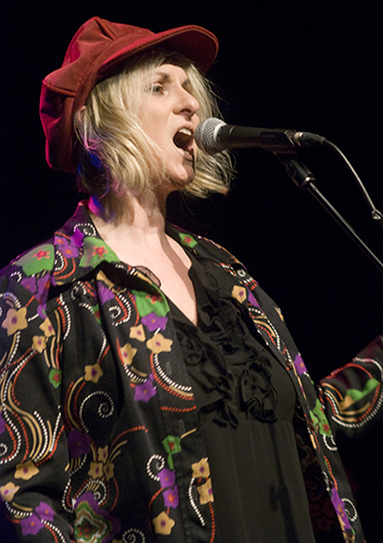 Lou Dalgleish 