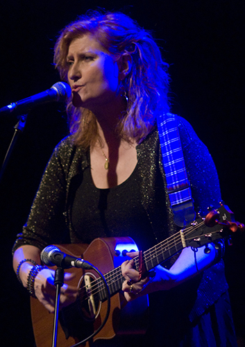Eddi Reader