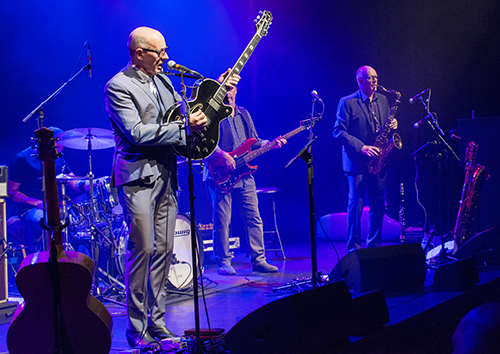 Andy Fairweather Low and the Low Riders